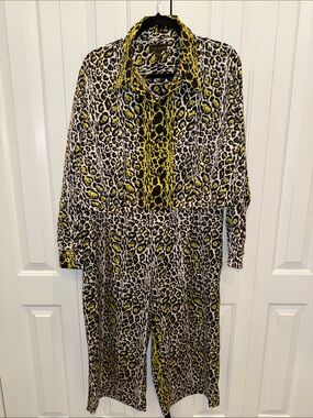 BOLD elements Yellow and‎ Black Leopard Print Women's Set